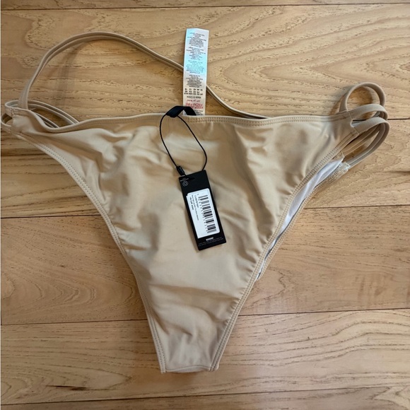 NWT pretty little thing bikini bottom size 12 USA - Picture 5 of 5